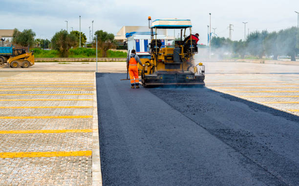 Best Driveway Pavers Contractor  in Moss Point, MS